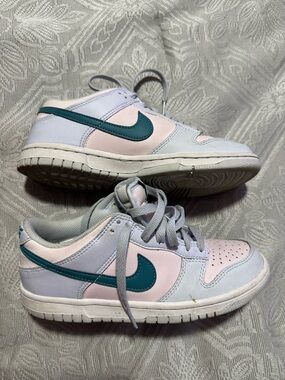 Nike Low-Top Sneakers in Pastel Pink and Light Blue